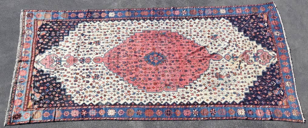 HAND-TIED PERSIAN BAKHTIARI RUG, 20'7" X 10'10"