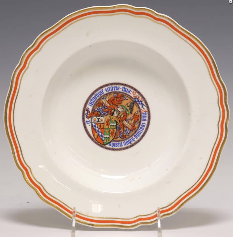 JOHN RIDGWAY & CO. PORCELAIN BOWL WITH SCOTTISH DUKE OF FIFE COAT OF ARMS