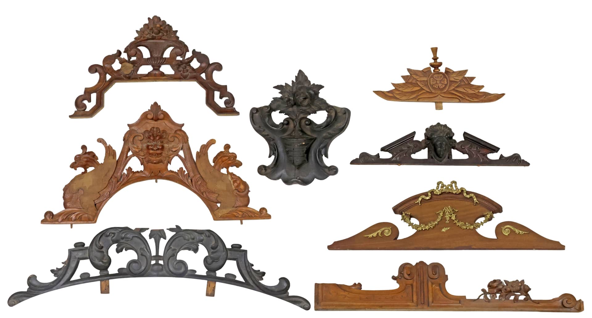 (8) COLLECTION OF CONTINENTAL ARCHITECTURAL CRESTS, PARTS & PIECES