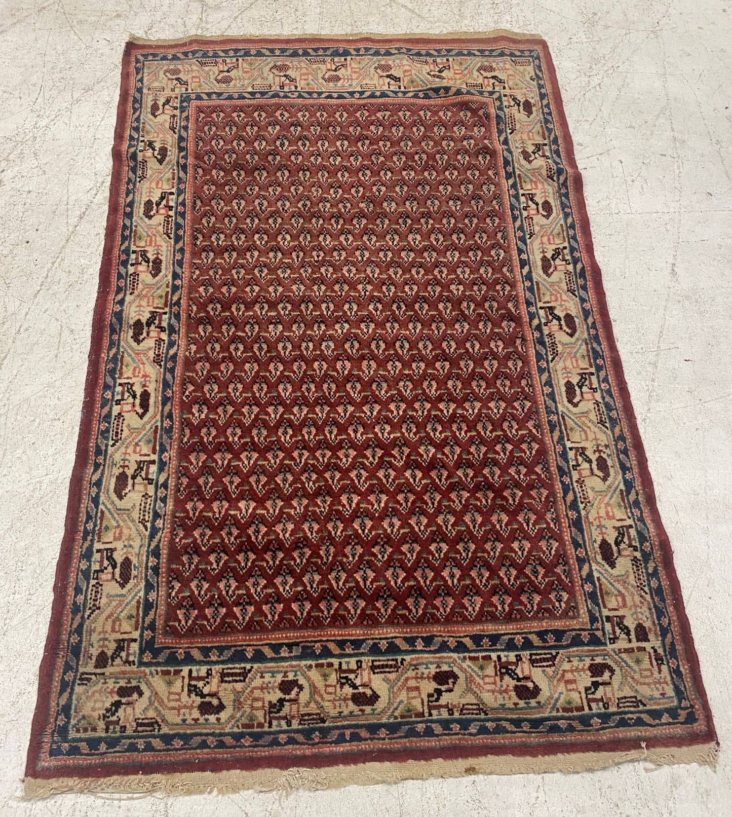 ESTATE HAND-TIED RUG, 6'10" X 4'3"