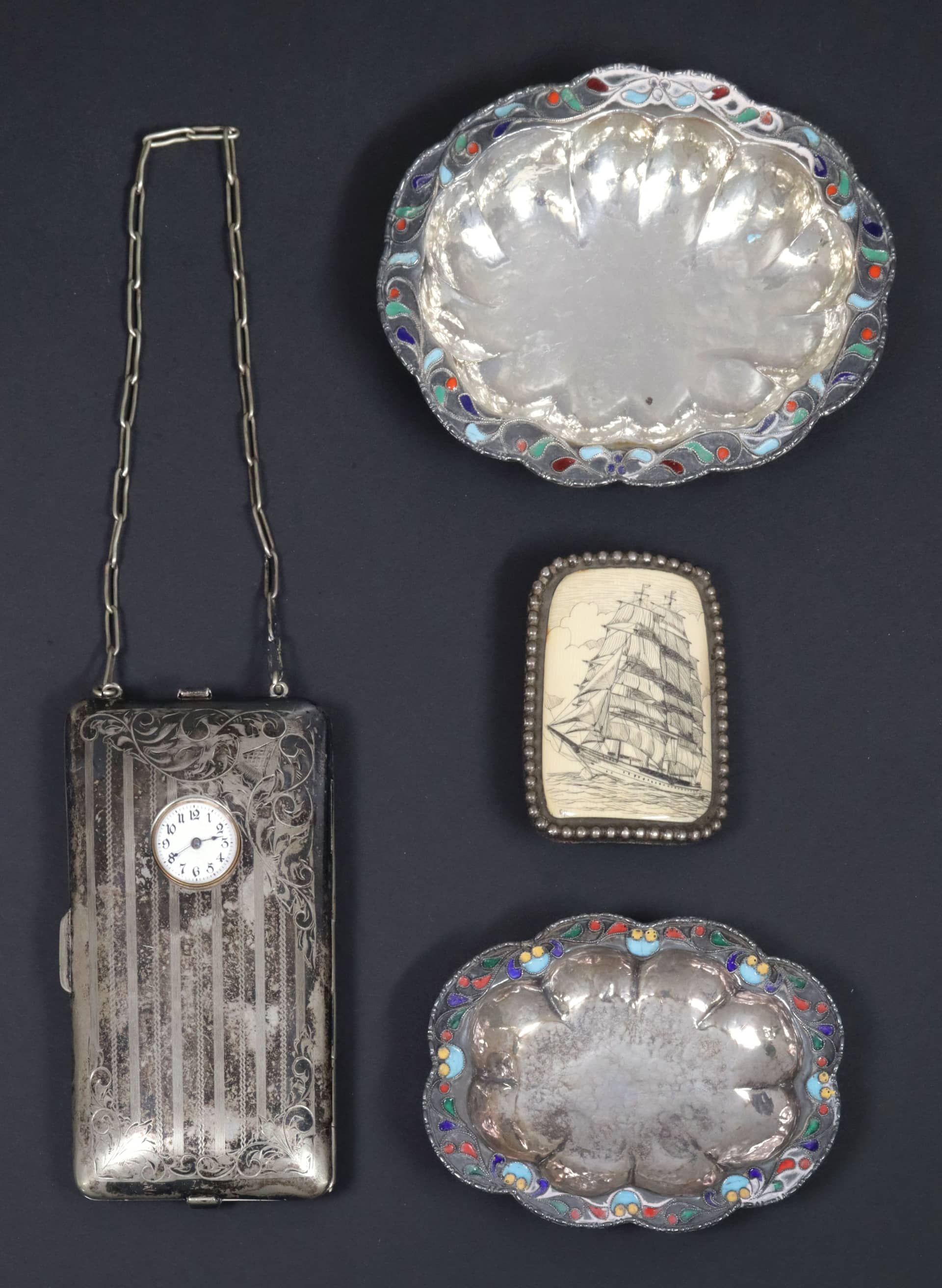 (4) SILVER ENAMELED DISHES, SCRIMSHAW BUCKLE & METAL POCKET COMPACT