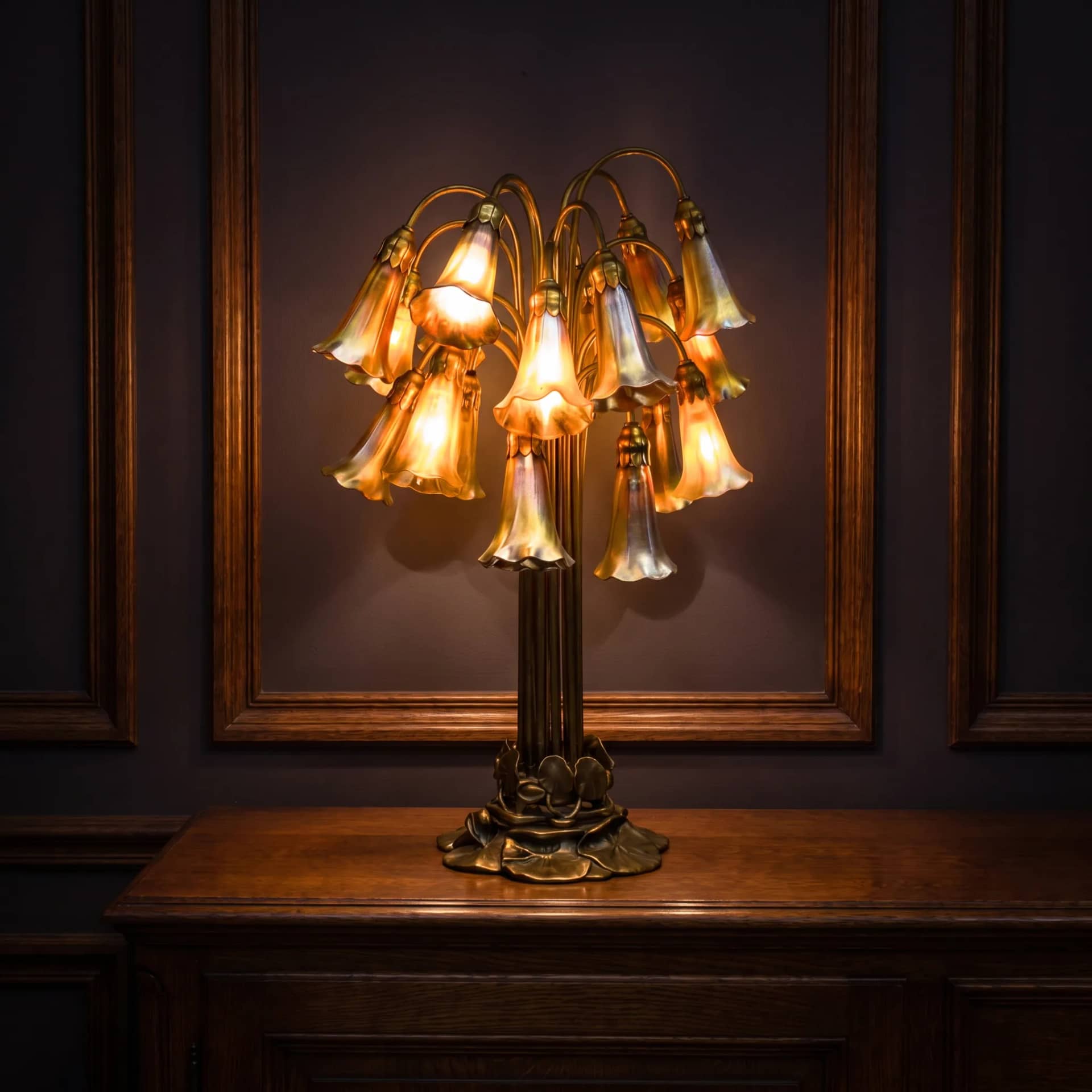 Tiffany & Art Glass Lamps